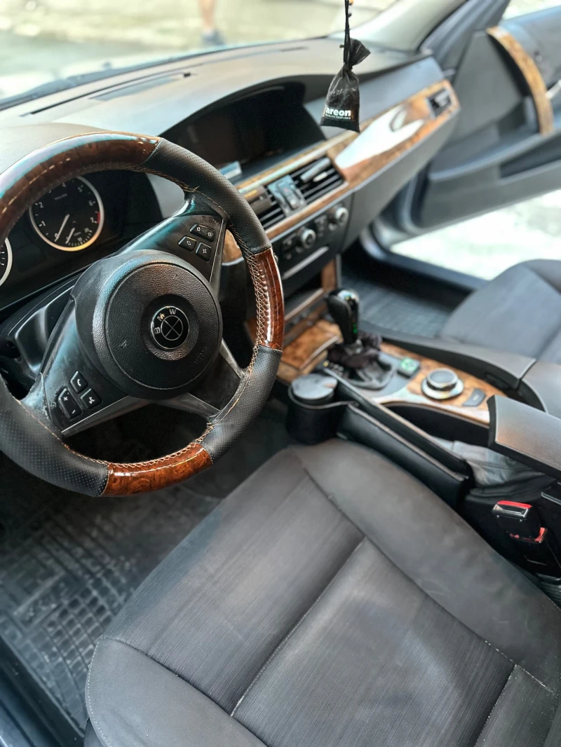 BMW 523 BMW 523 Газ/Бензин, снимка 5 - Автомобили и джипове - 52946512