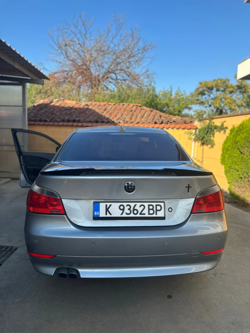 BMW 523 BMW 523 Газ/Бензин, снимка 2 - Автомобили и джипове - 52946512