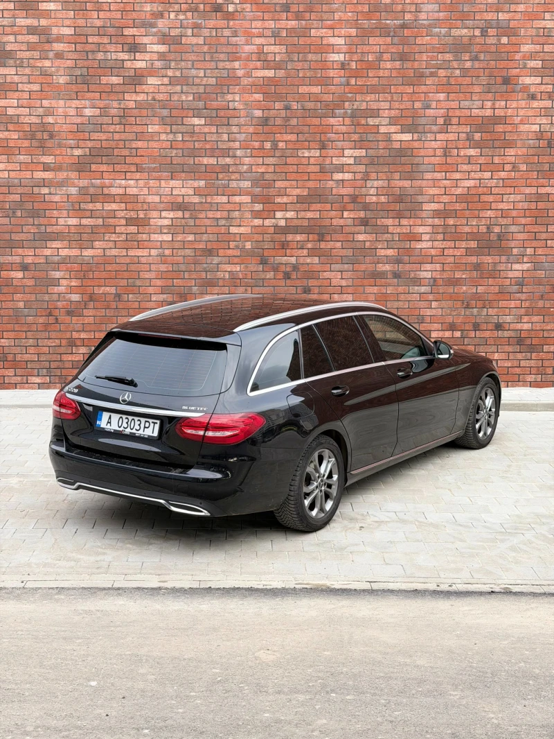Mercedes-Benz C 220 2.2CDI/ Intelligent Light System/ ПОДГРЕВ/ ЛИЗИНГ, снимка 5 - Автомобили и джипове - 53039635