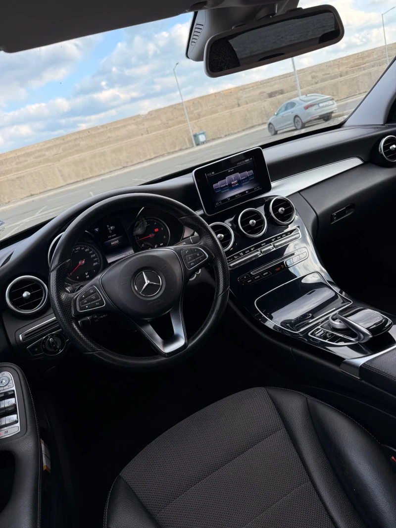 Mercedes-Benz C 220 2.2CDI/ Intelligent Light System/ ПОДГРЕВ/ ЛИЗИНГ, снимка 8 - Автомобили и джипове - 53039635