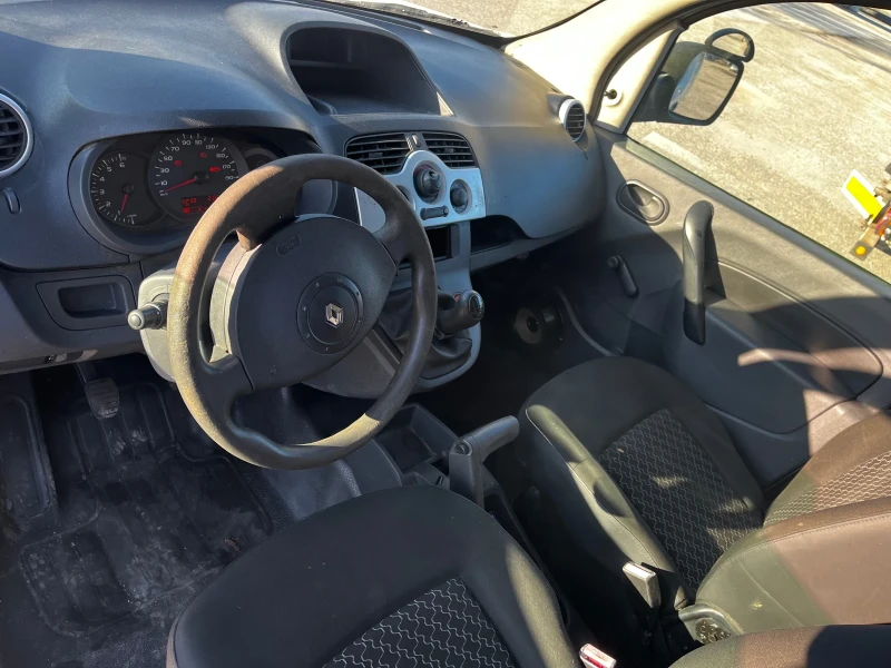 Renault Kangoo 1.5 DCI, снимка 6 - Автомобили и джипове - 53105684