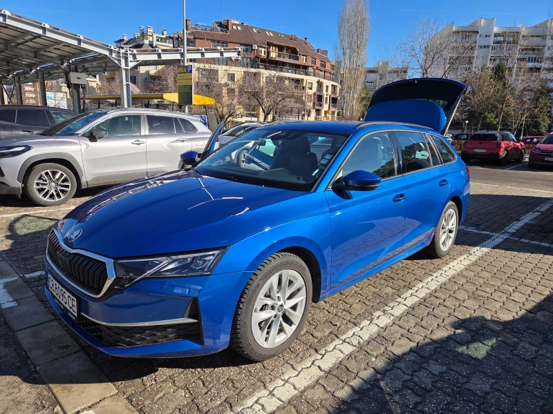 Skoda Octavia Combi FL 1.5 TSI mHev DSG Edition, снимка 3 - Автомобили и джипове - 53111587