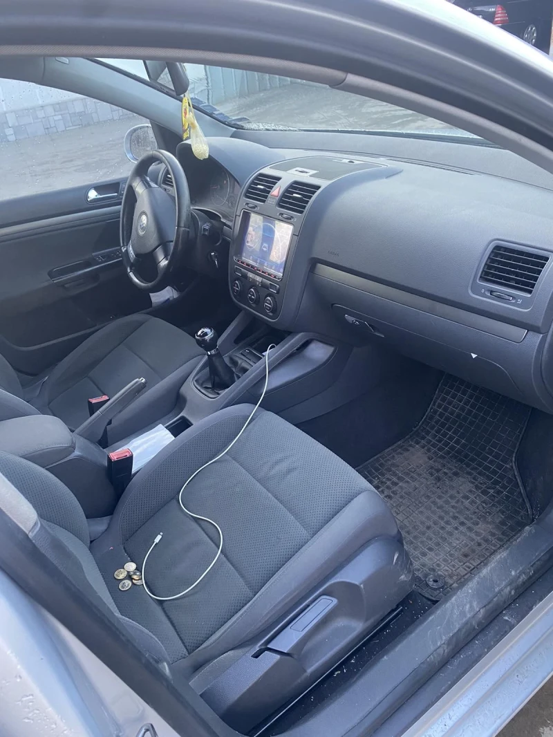 VW Golf 1.9TDI 105+ , снимка 8 - Автомобили и джипове - 53156821