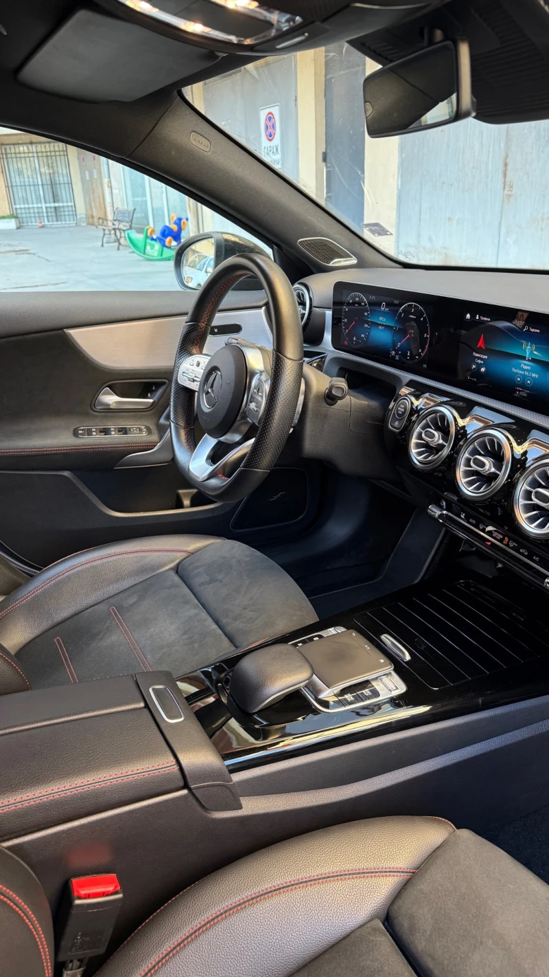 Mercedes-Benz A 180 AMG Line, снимка 7 - Автомобили и джипове - 53201920