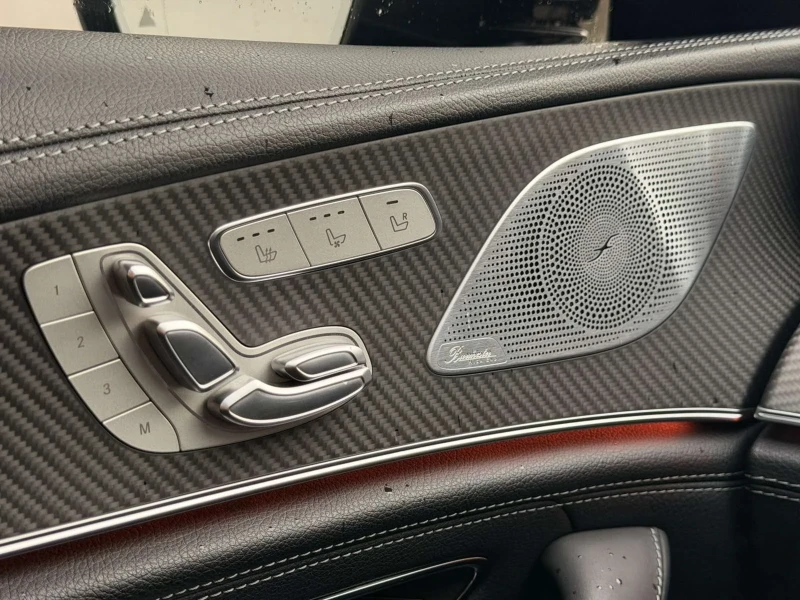 Mercedes-Benz AMG GT 63s / CERAMIC BRAKES / AERO PACK, снимка 14 - Автомобили и джипове - 53286401