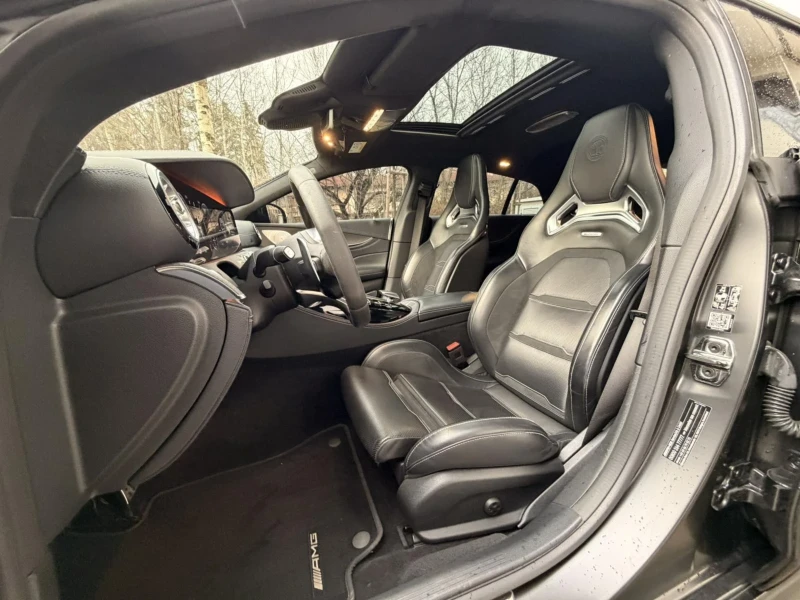 Mercedes-Benz AMG GT 63s / CERAMIC BRAKES / AERO PACK, снимка 10 - Автомобили и джипове - 53286401