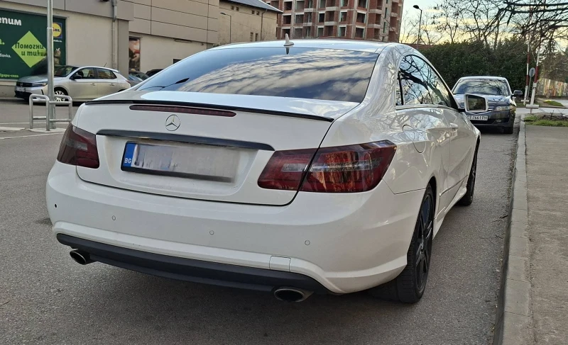 Mercedes-Benz E 350 350, снимка 6 - Автомобили и джипове - 53481619