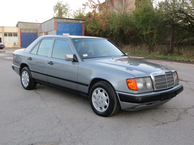 Mercedes-Benz 124 E230 реални км., снимка 2 - Автомобили и джипове - 30456198