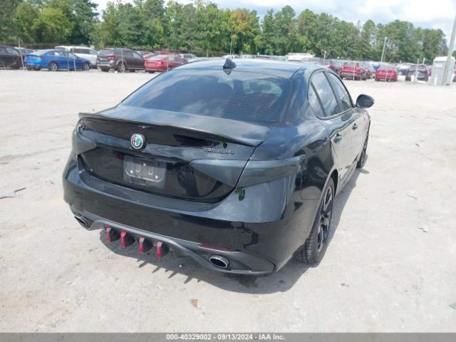 Alfa Romeo Giulia AWD, снимка 4 - Автомобили и джипове - 48015124