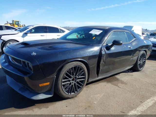 Dodge Challenger R/T* Keyless* Климатроник* Клип на мотора, снимка 7 - Автомобили и джипове - 53245577