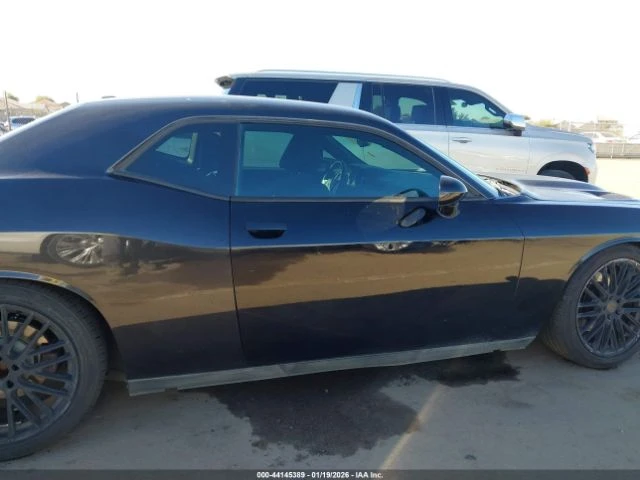 Dodge Challenger R/T* Keyless* Климатроник* Клип на мотора, снимка 14 - Автомобили и джипове - 53245577