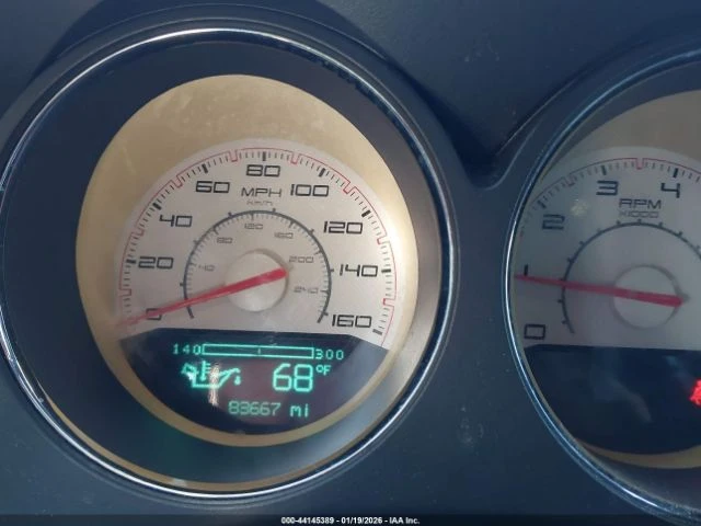 Dodge Challenger R/T* Keyless* Климатроник* Клип на мотора, снимка 9 - Автомобили и джипове - 53245577