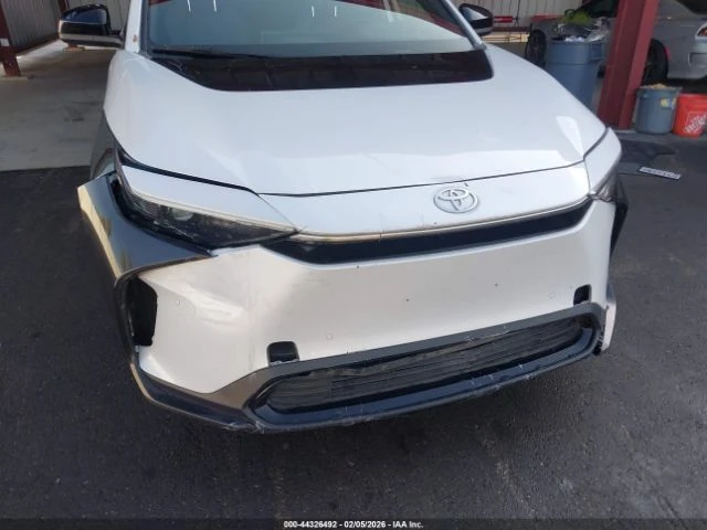 Toyota bZ4X * XLE* AWD* LED* ШИБИДАХ* , снимка 6 - Автомобили и джипове - 53664378