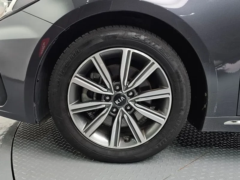 Kia K5 2.0 Prestige - САМО 30% АВАНС, снимка 5 - Автомобили и джипове - 55796059