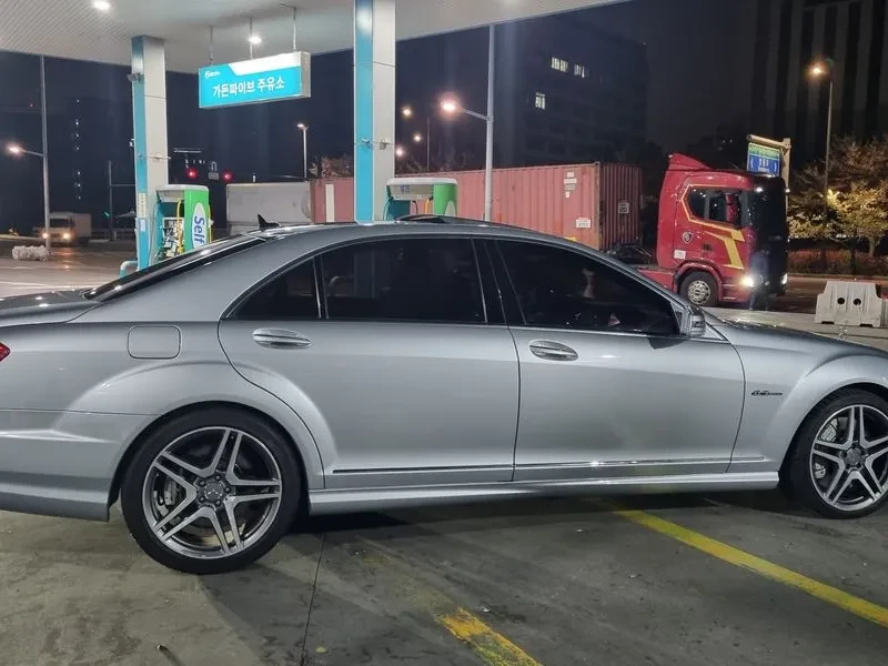 Mercedes-Benz S 63 AMG Long  Exclusive, снимка 7 - Автомобили и джипове - 56253635