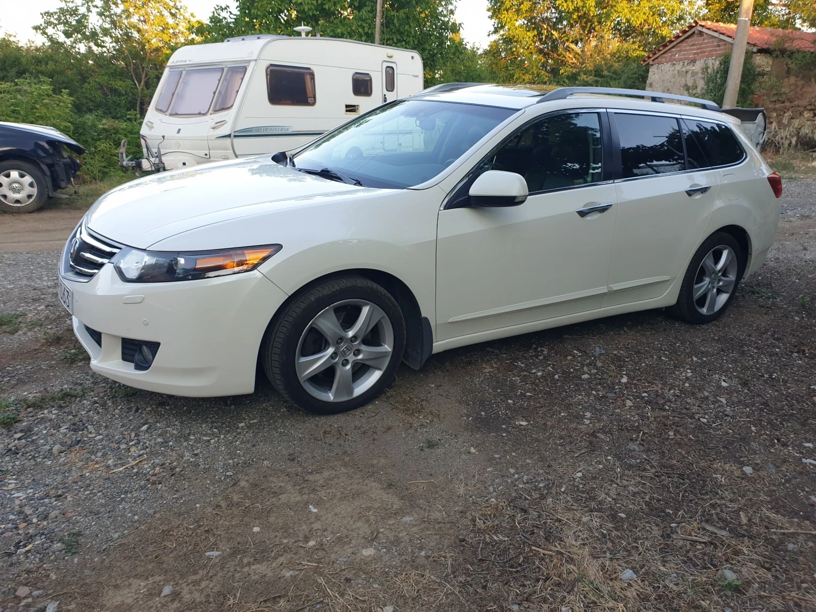 Honda Accord 2.4i - изображение 2