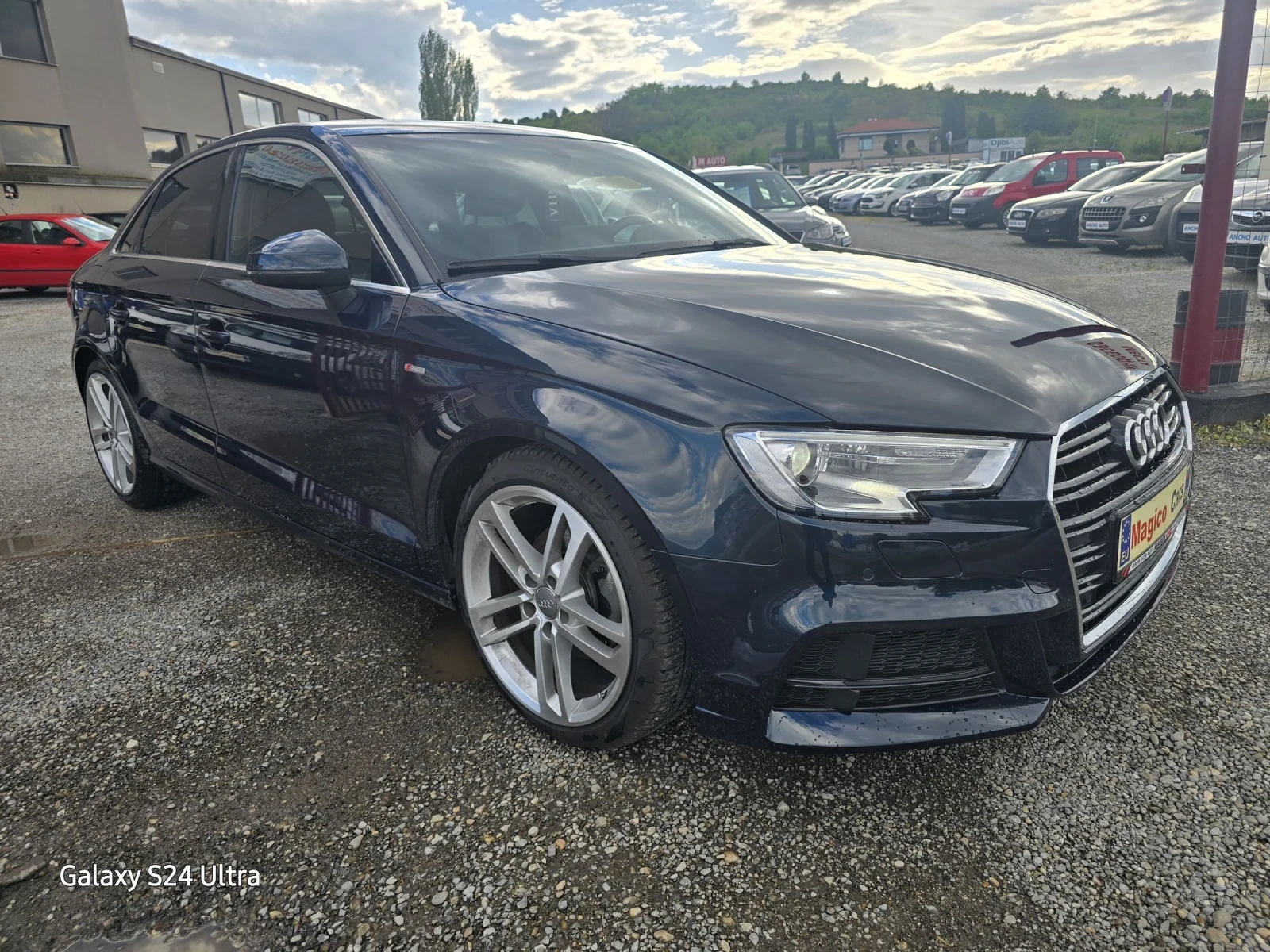 Audi A3 Sedan S-line - изображение 3
