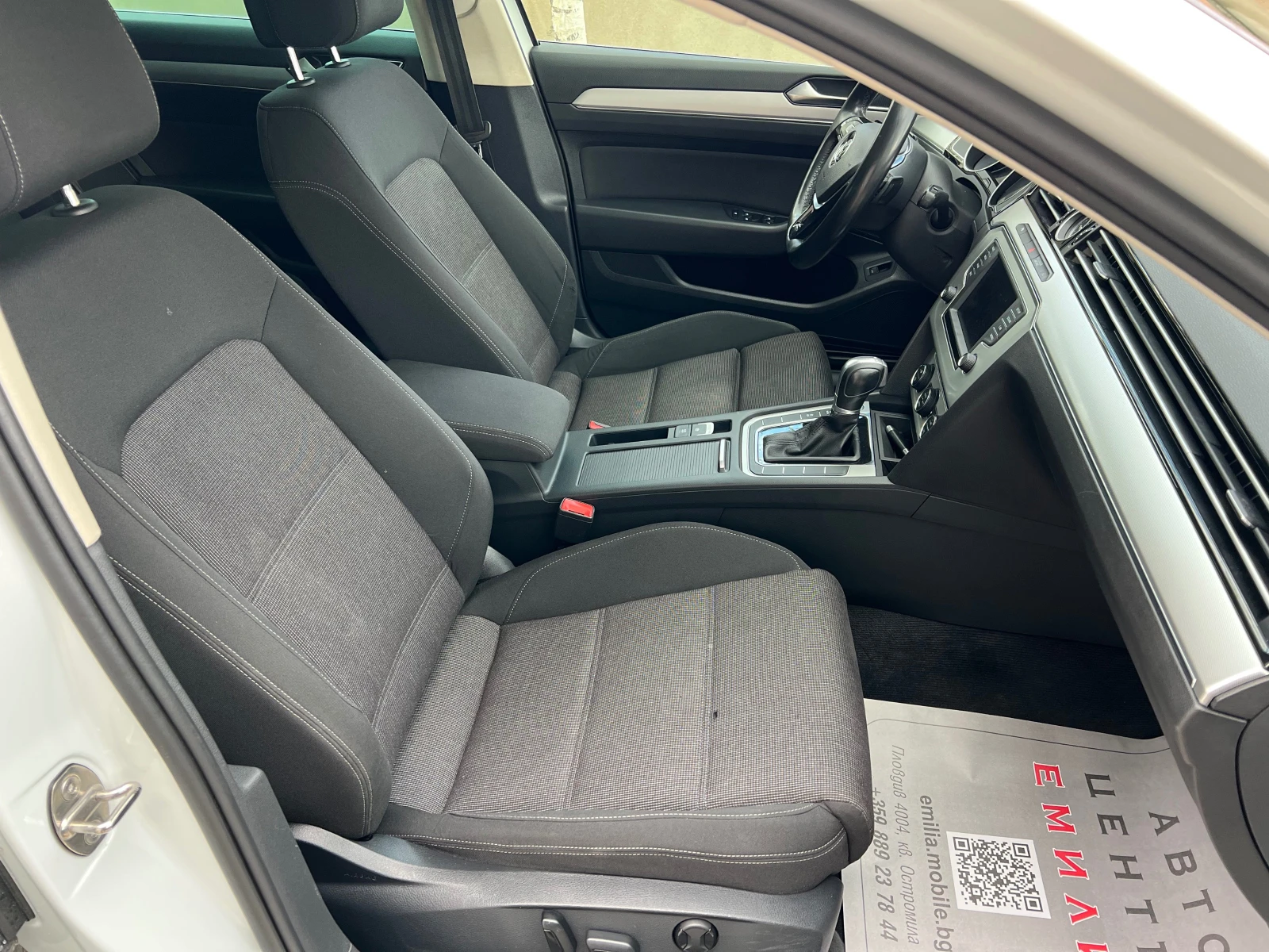 VW Passat 2.0 TDI * Панорама* Масаж* Дистроник - изображение 10