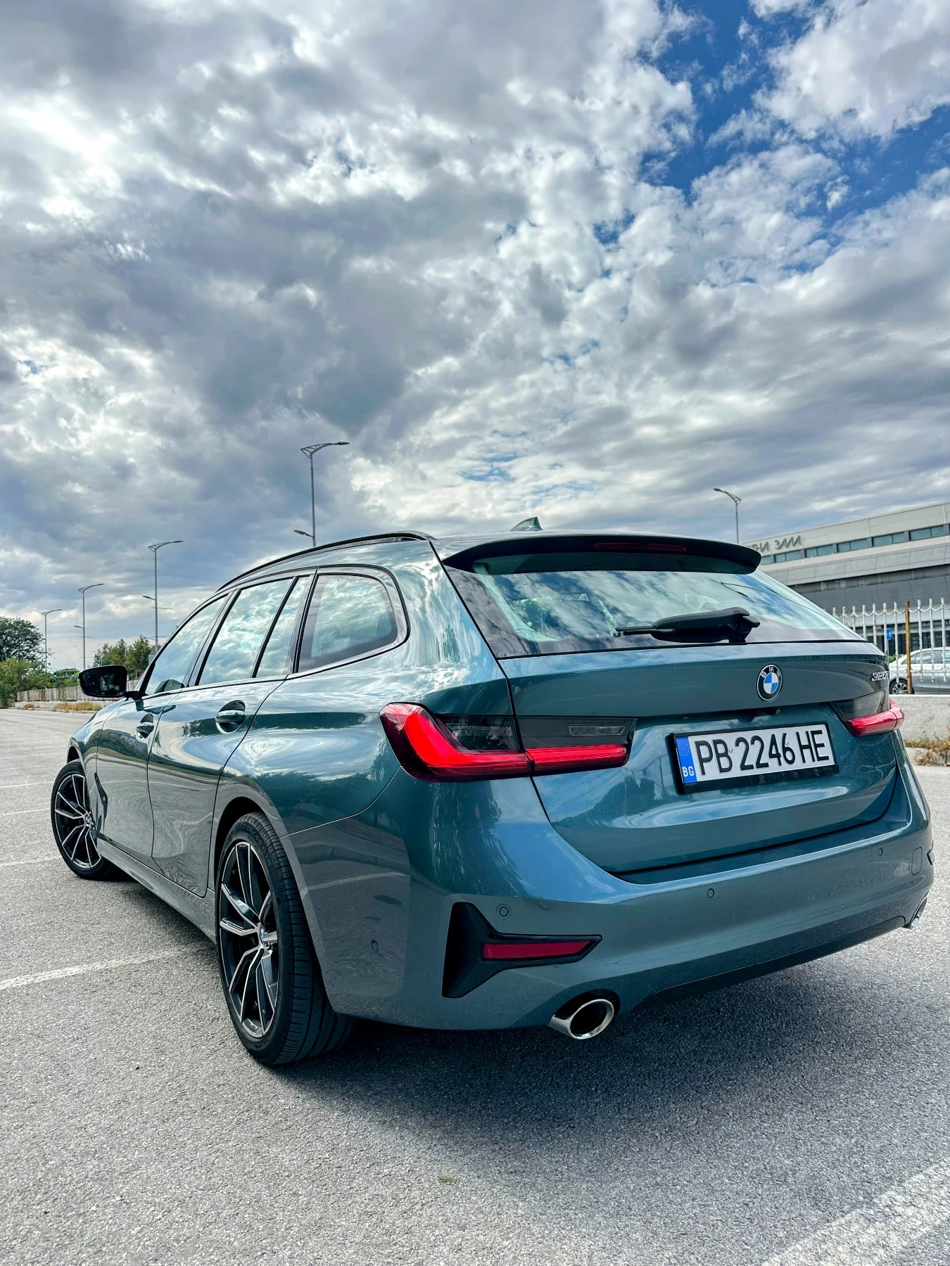 BMW 320 i touring SPORT пакет,  mild hybrid  - изображение 5