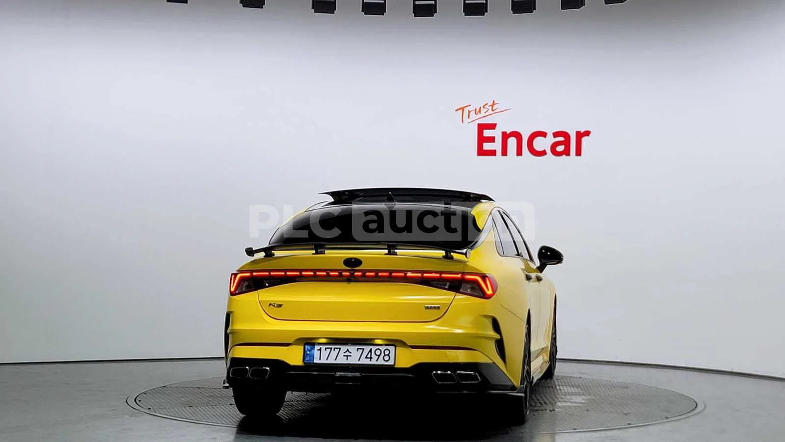 Kia K5 Първоначална вноска за такси - изображение 3