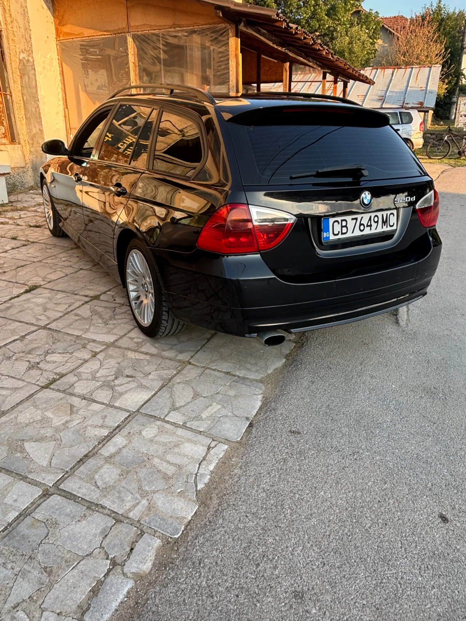 BMW 320  - изображение 7