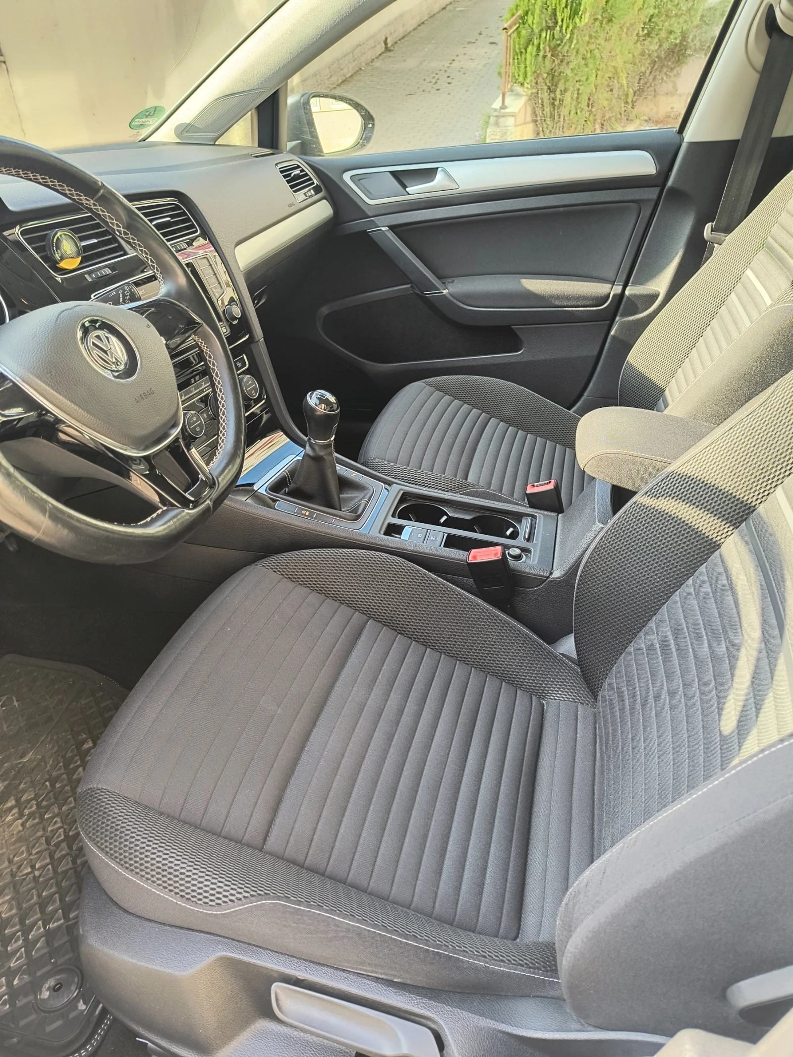 VW Golf 2.0 TDI - изображение 8