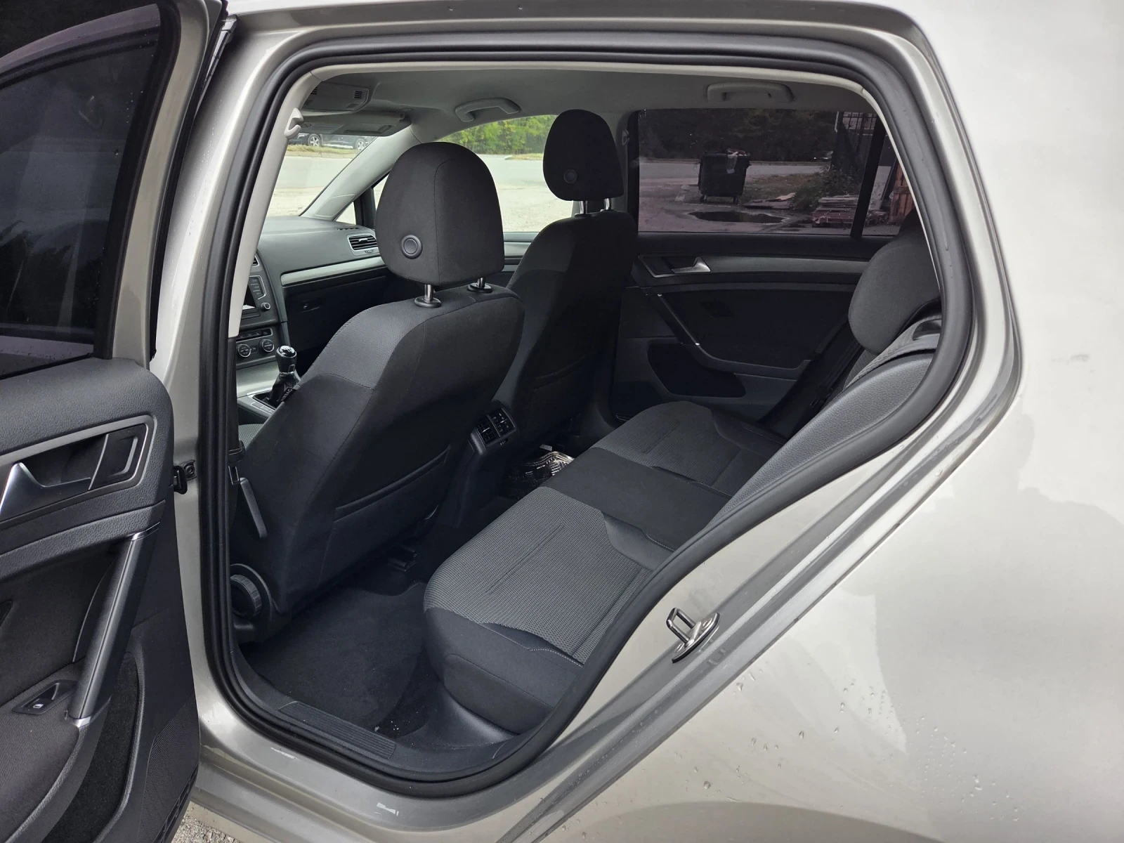 VW Golf 1, 2 benzin 4 cilindara 105 hp | Mobile.bg — изображение 13