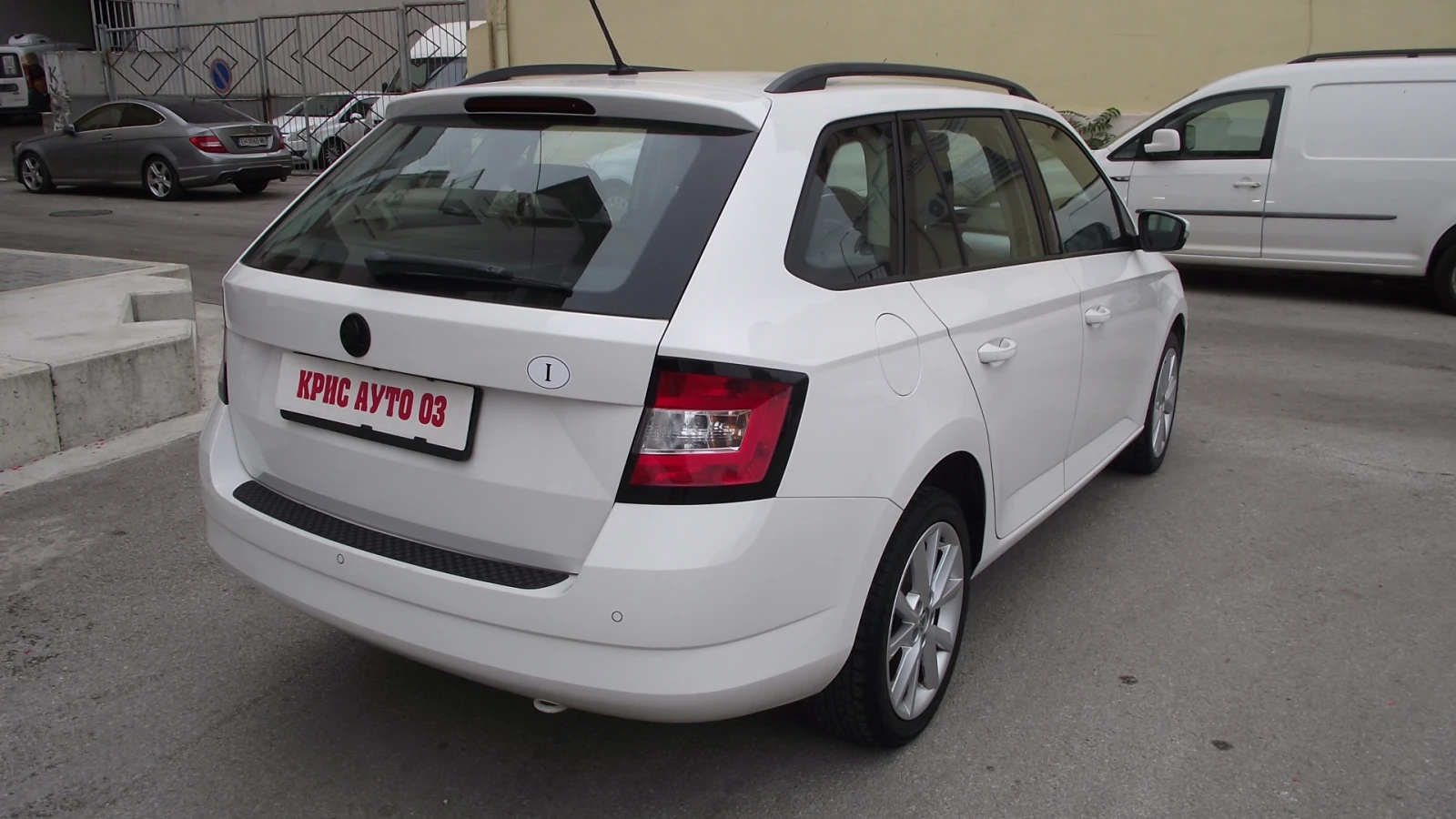 Skoda Fabia 1.0.Mpi.75.k.c.Navi.Разход 4.100 км - изображение 3