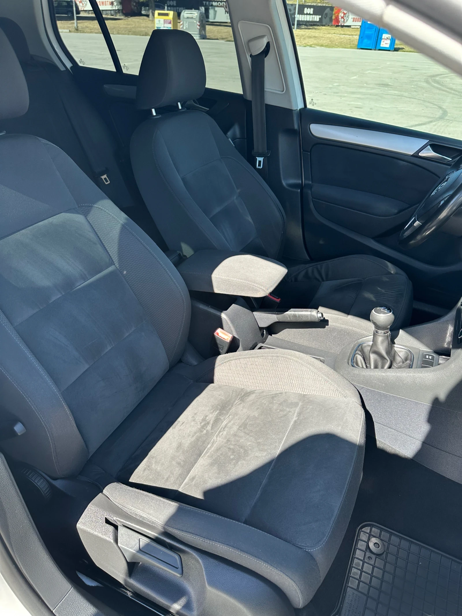 VW Golf 1.6TDI  - изображение 8