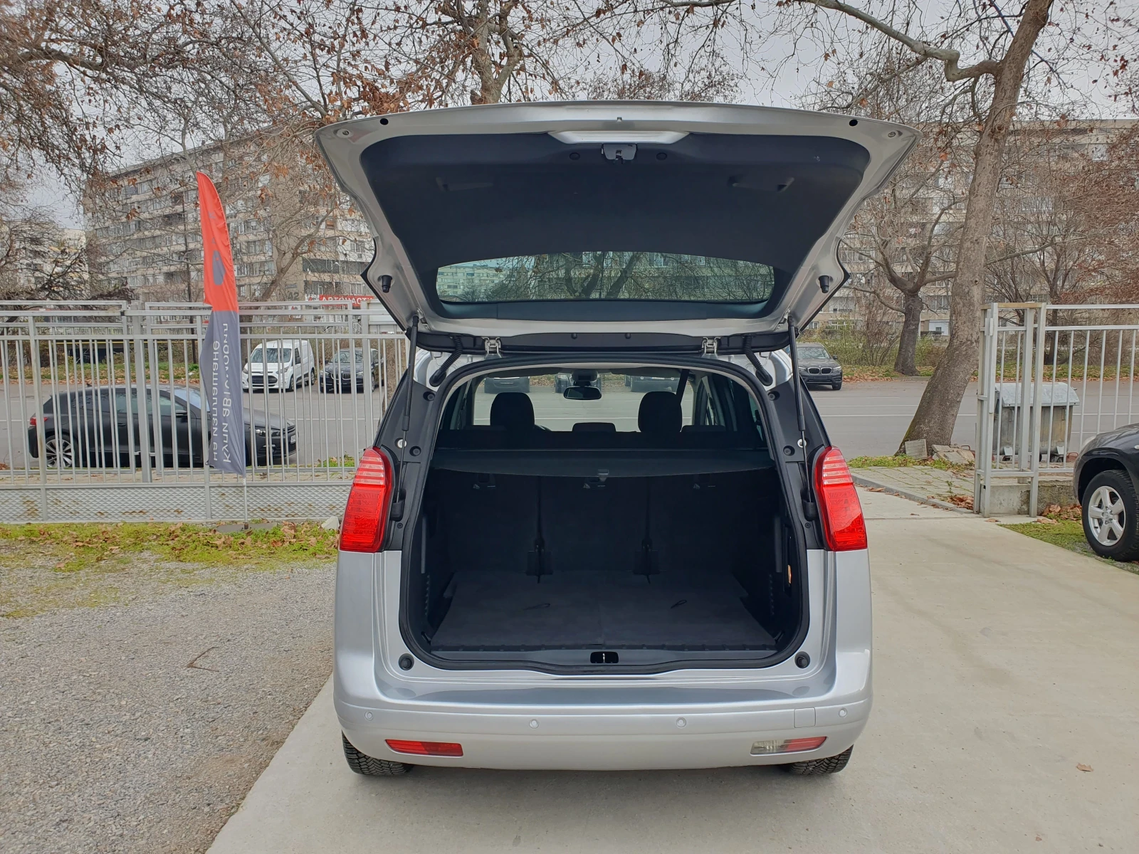 Peugeot 5008 1.6/112KS | Mobile.bg � ����������� 16