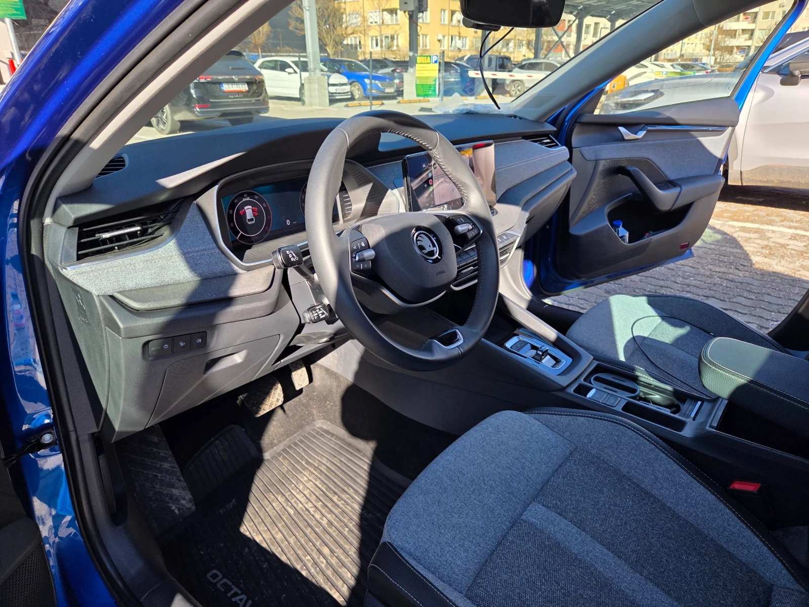 Skoda Octavia Combi FL 1.5 TSI mHev DSG Edition - изображение 8