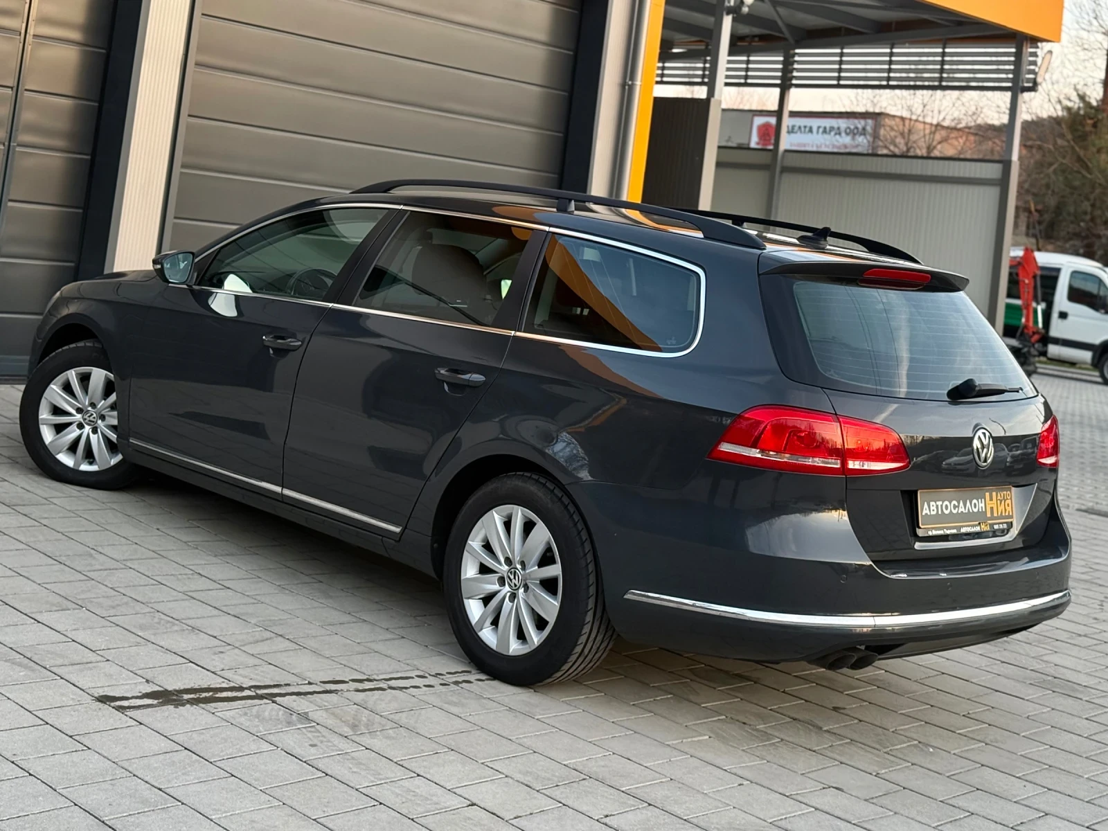 VW Passat 2.0TDI * NAVI* 170кс.* Climatronic* , снимка 5 - Автомобили и джипове - 53990299