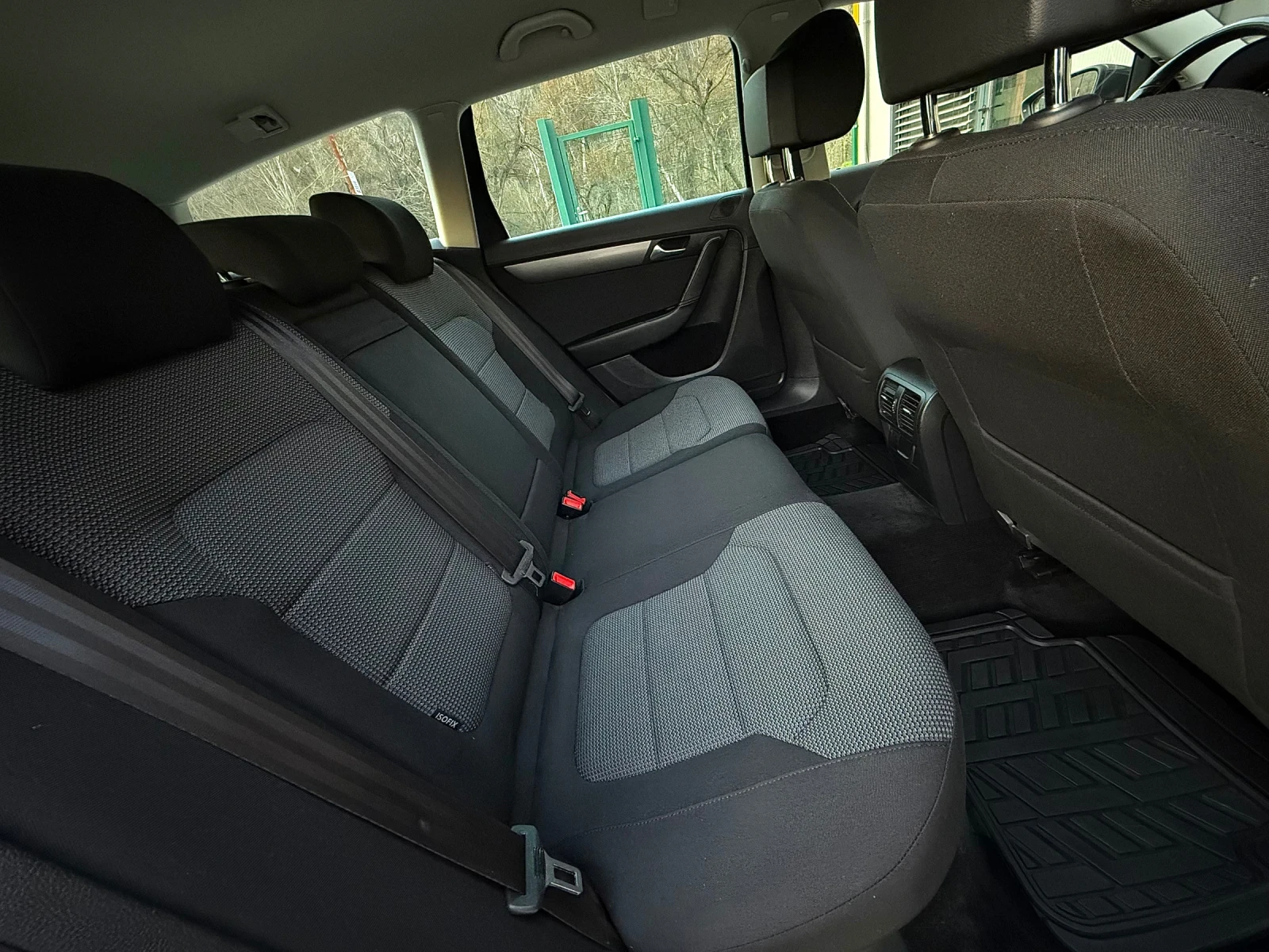 VW Passat 2.0TDI * NAVI* 170кс.* Climatronic* , снимка 11 - Автомобили и джипове - 53990299