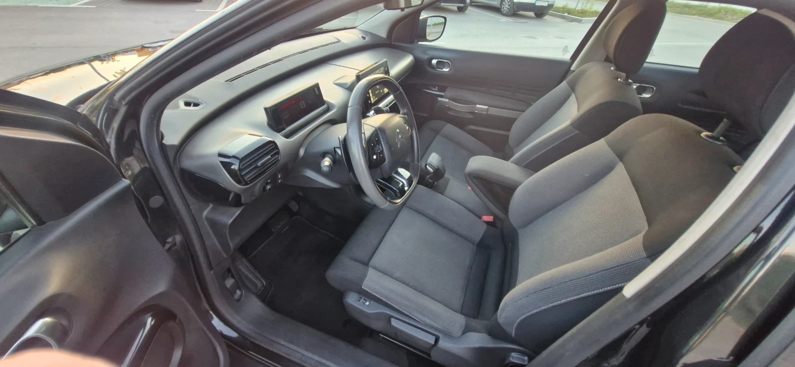 Citroen C4 Cactus, снимка 8 - Автомобили и джипове - 54573229