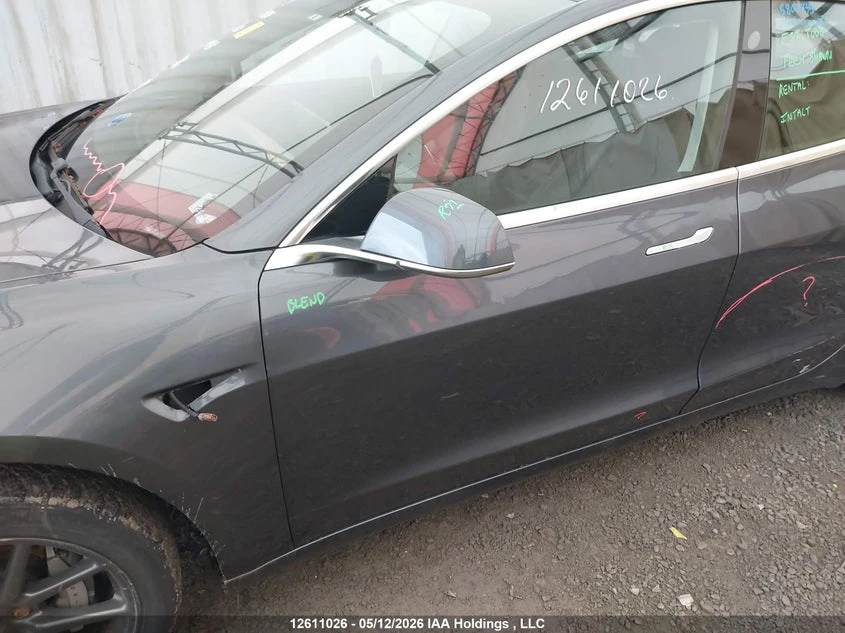 Tesla Model 3, снимка 12 - Автомобили и джипове - 54597531