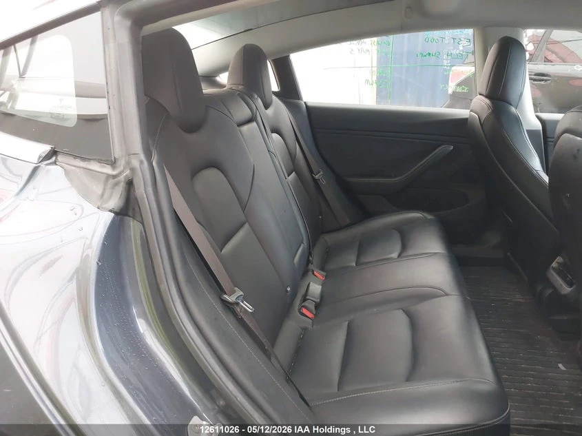 Tesla Model 3, снимка 8 - Автомобили и джипове - 54597531