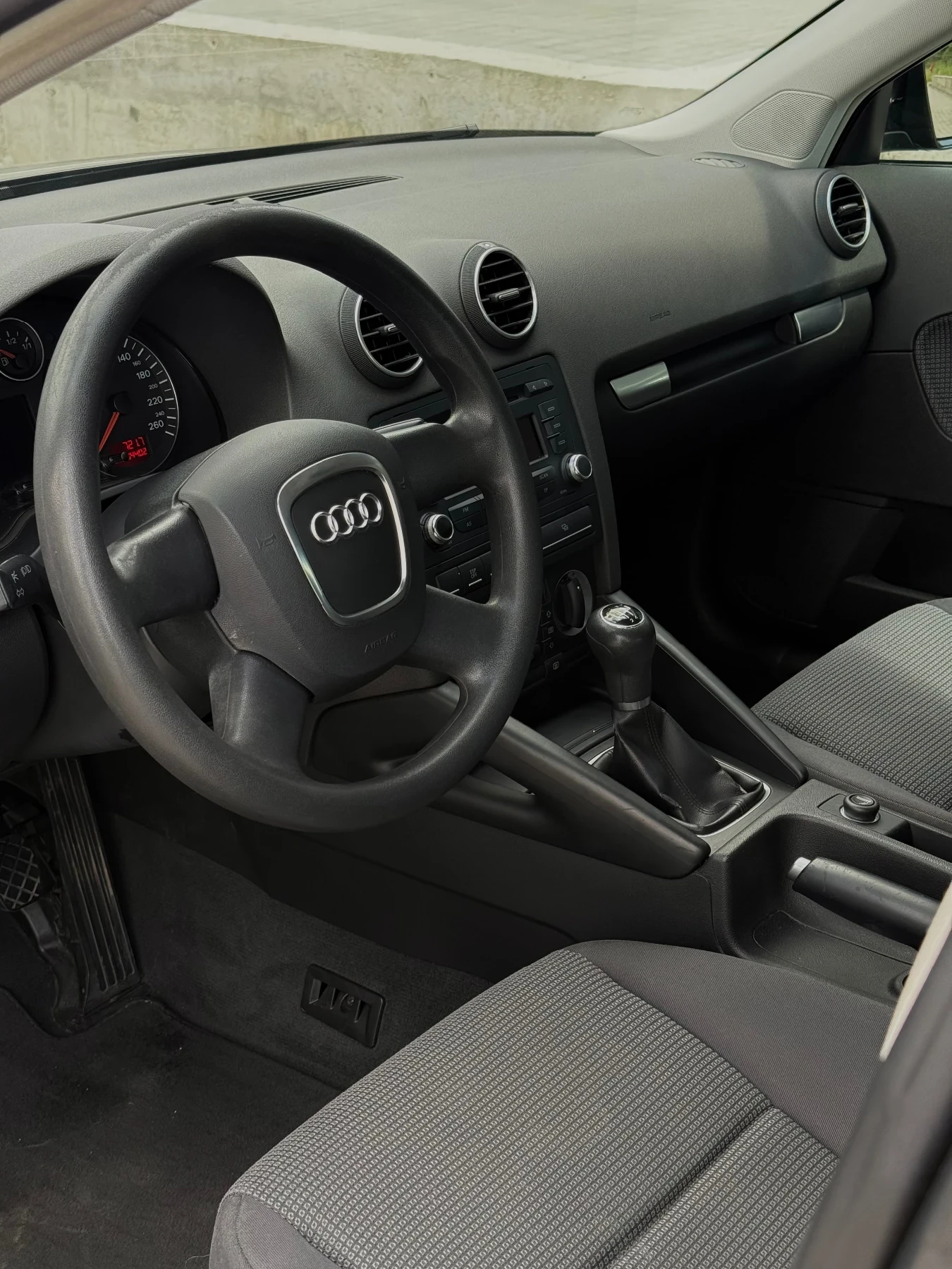 Audi A3 1.9 TDI 2007 * Уникално състояние* , снимка 7 - Автомобили и джипове - 54682140
