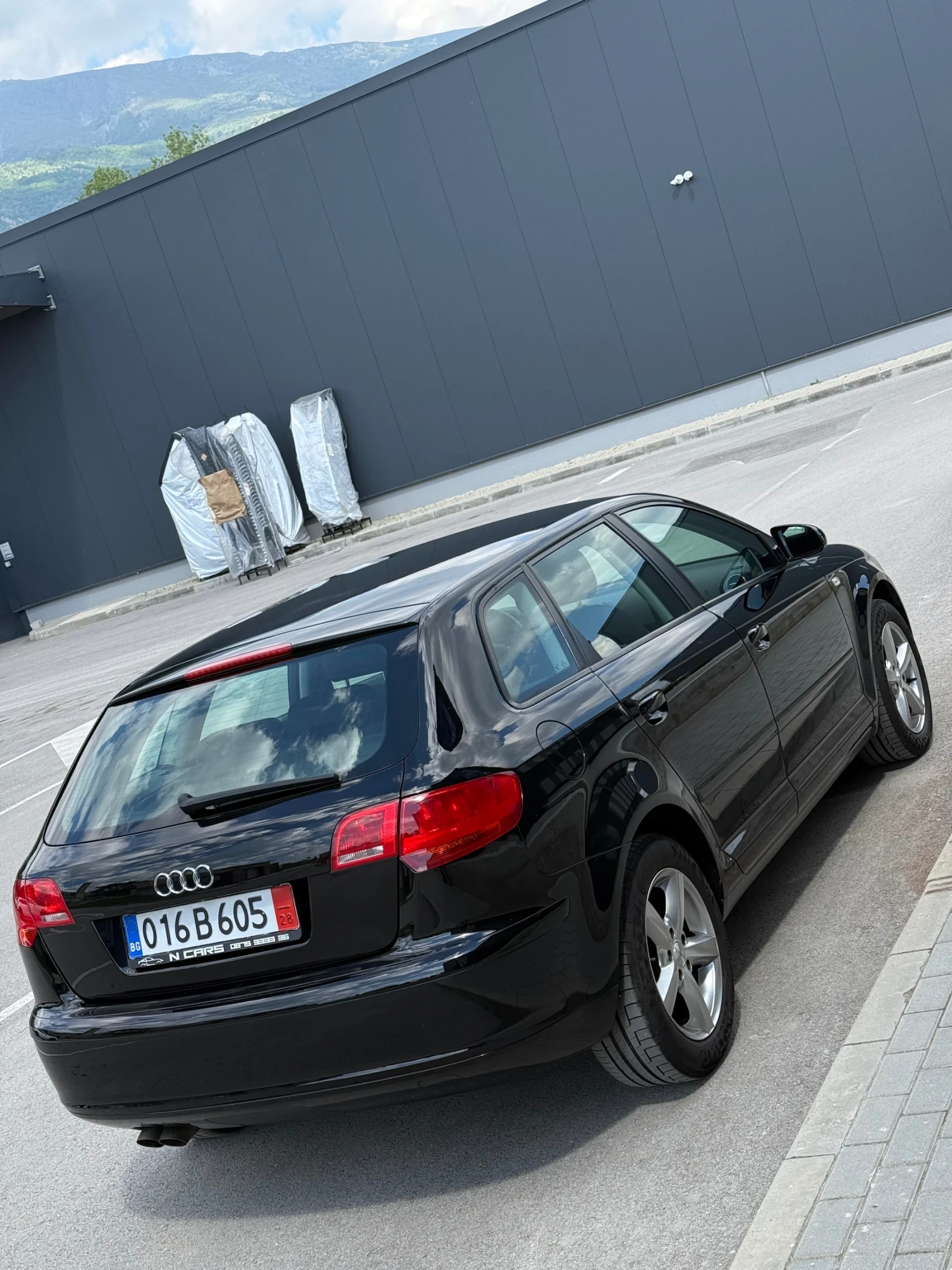 Audi A3 1.9 TDI 2007 * Уникално състояние* , снимка 2 - Автомобили и джипове - 54682140