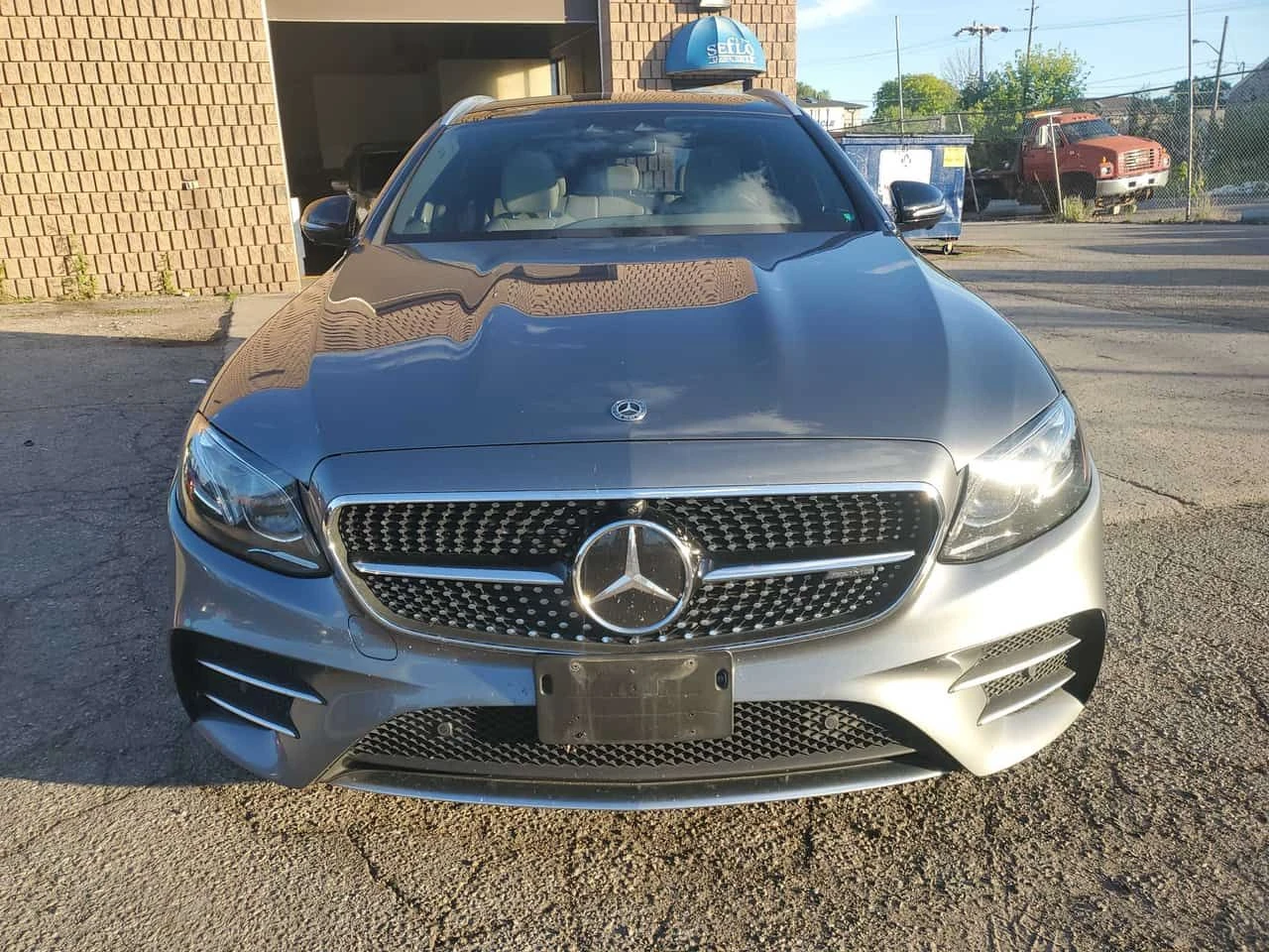 Mercedes-Benz E 53 AMG 4MATIC+ Wagon  CARFAX, снимка 6 - Автомобили и джипове - 54955003