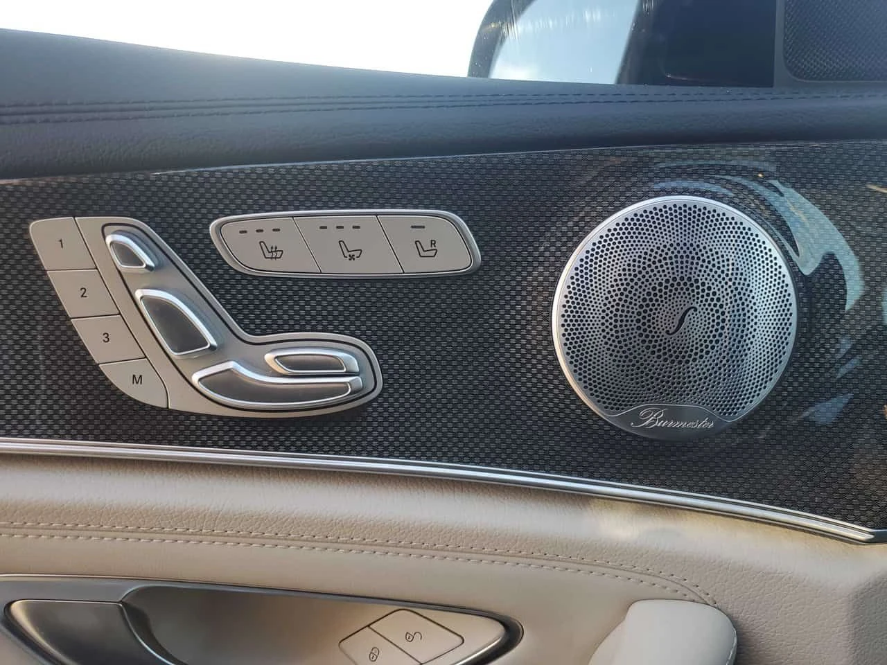 Mercedes-Benz E 53 AMG 4MATIC+ Wagon  CARFAX, снимка 8 - Автомобили и джипове - 54955003