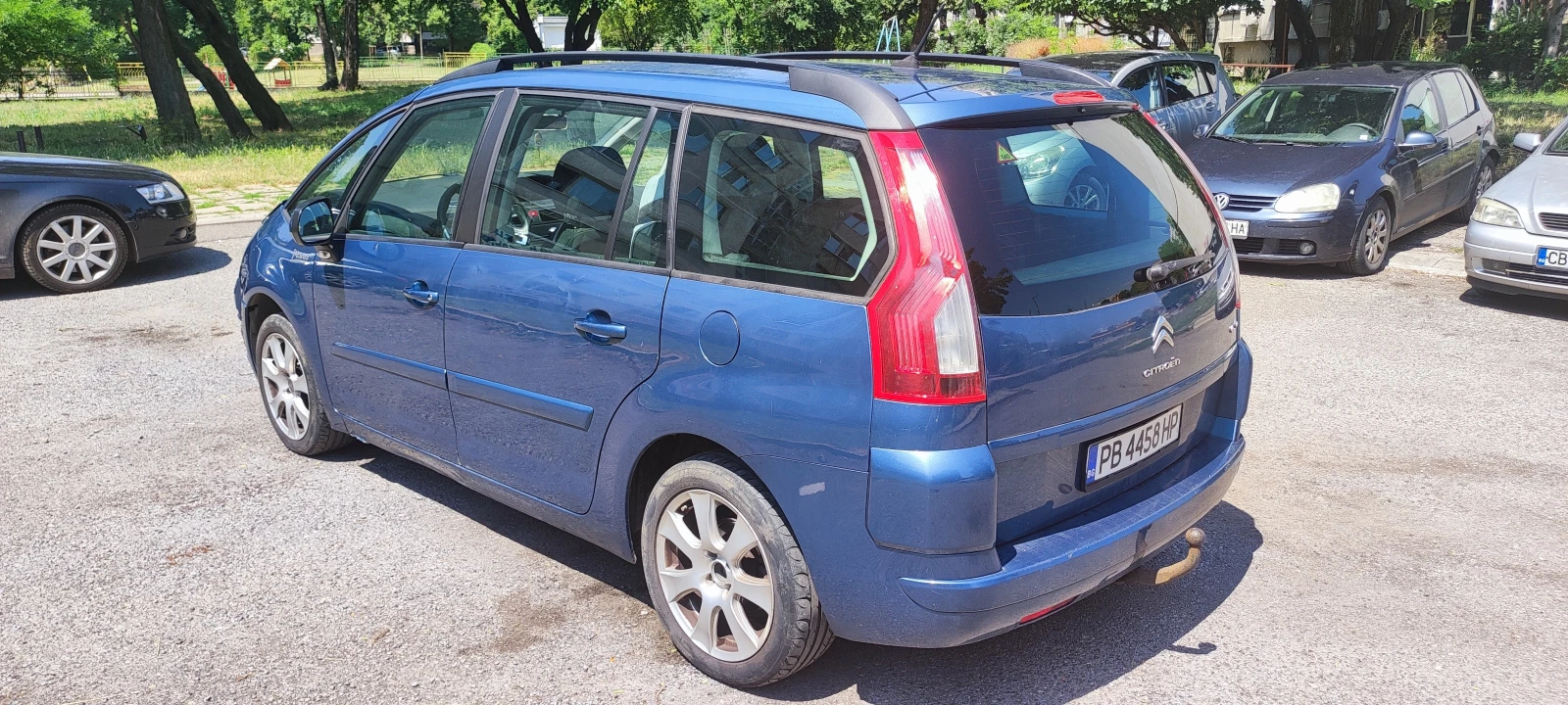 Citroen Grand C4 Picasso, снимка 3 - Автомобили и джипове - 55343020