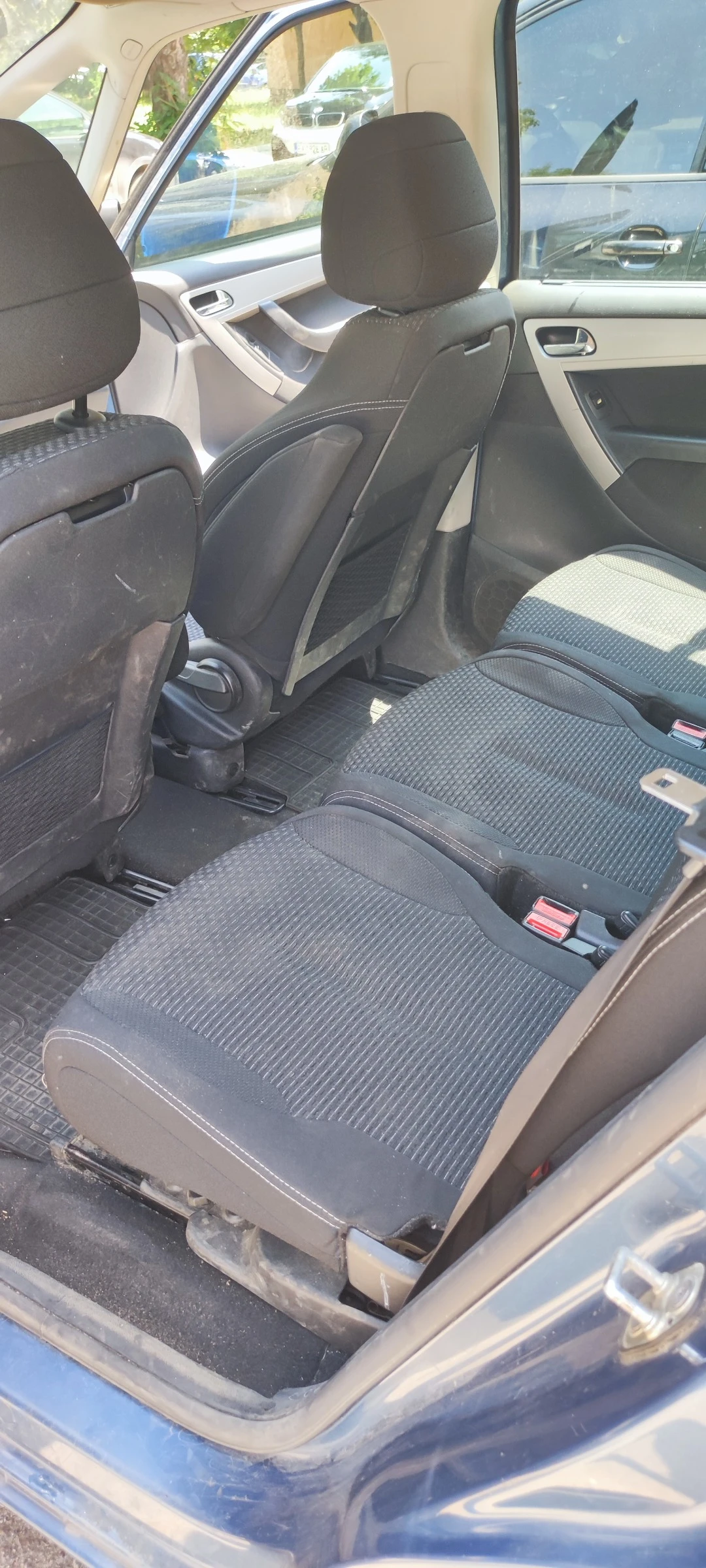 Citroen Grand C4 Picasso, снимка 11 - Автомобили и джипове - 55343020