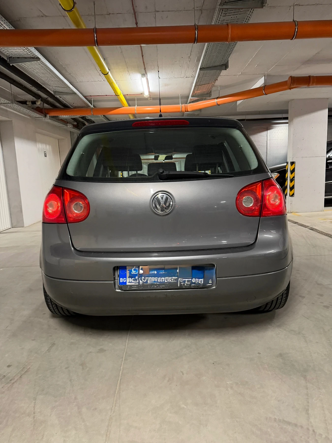 VW Golf 5 1.9 TDI, снимка 6 - Автомобили и джипове - 55465284