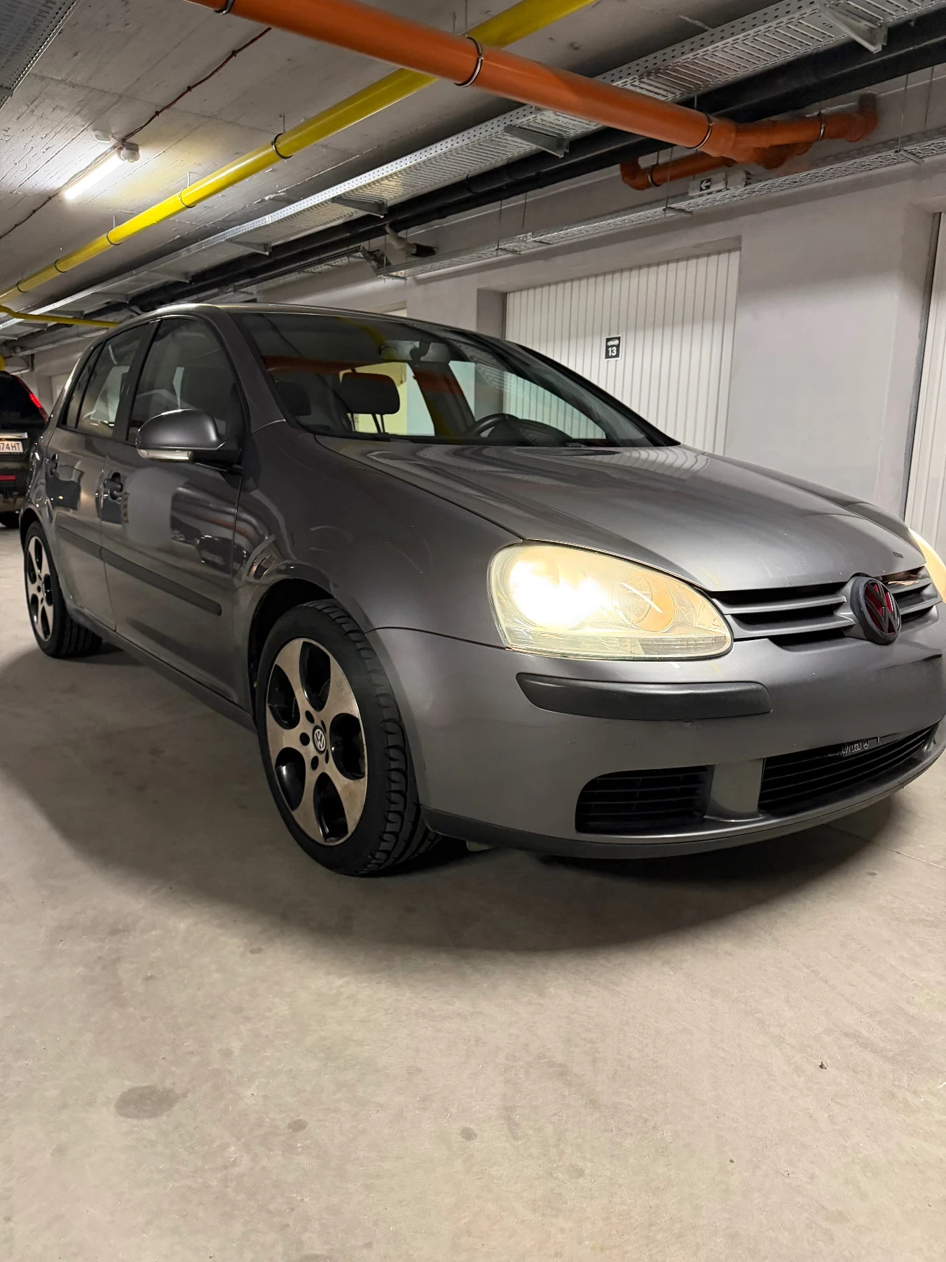 VW Golf 5 1.9 TDI, снимка 3 - Автомобили и джипове - 55465284