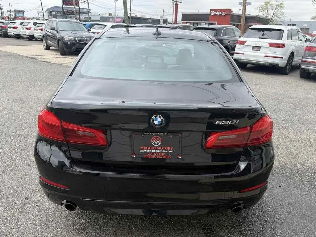 BMW 530 i, снимка 5 - Автомобили и джипове - 55508938