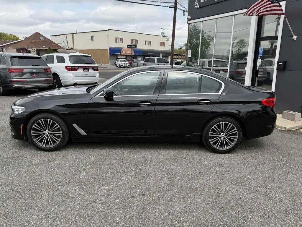 BMW 530 i, снимка 3 - Автомобили и джипове - 55508938