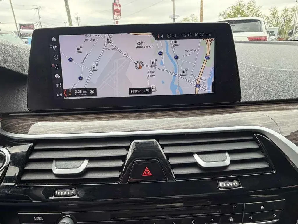 BMW 530 i, снимка 16 - Автомобили и джипове - 55508938