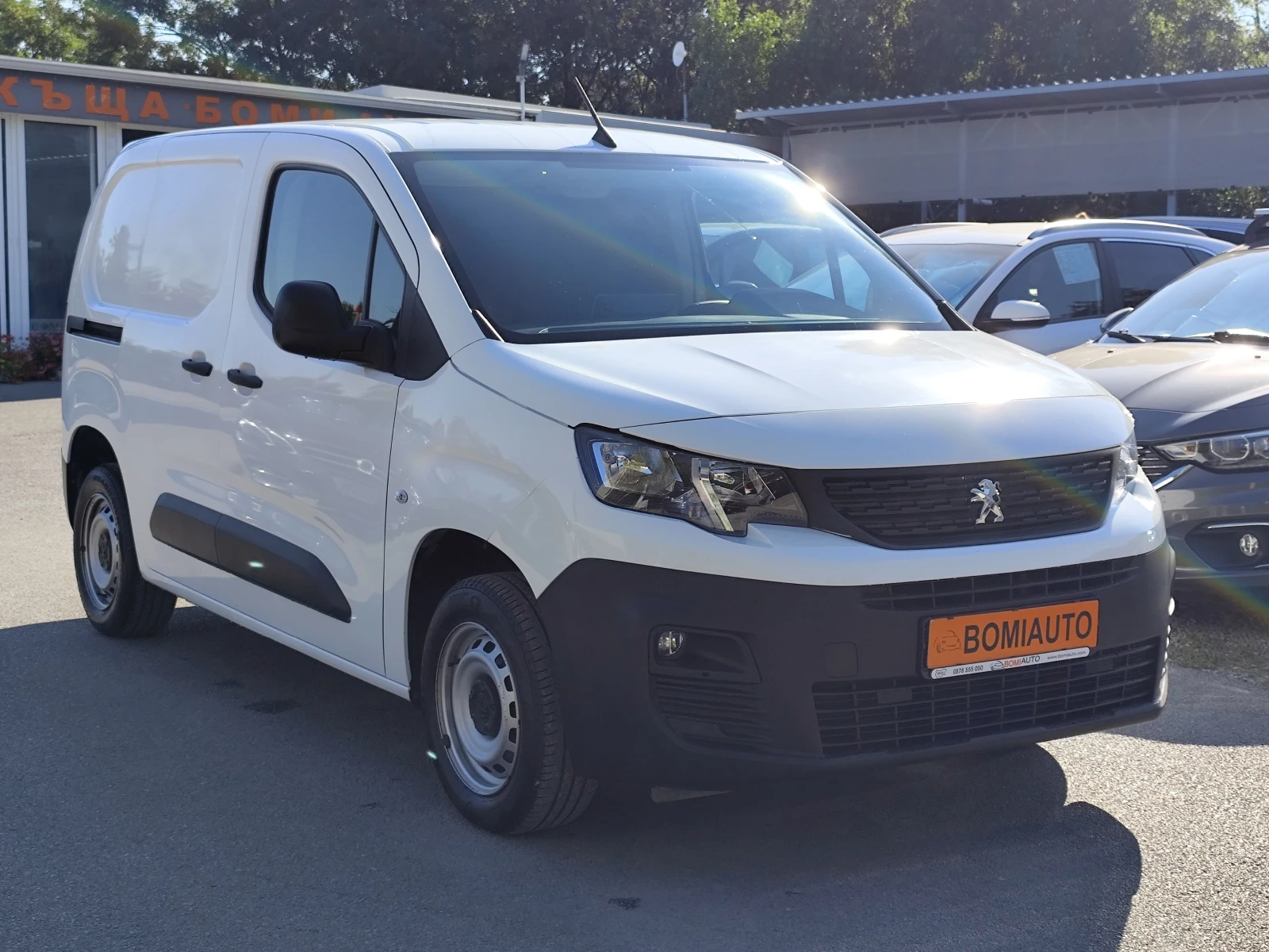 Peugeot Partner 1.5HDi* CARPLAY* ПАРКТРОНИК* ЕURO 6D* 3 MECTA* , снимка 3 - Автомобили и джипове - 55536807