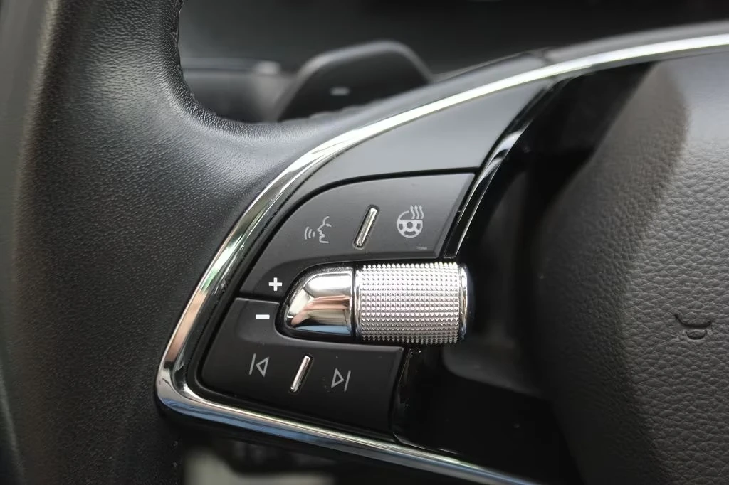 Skoda Octavia DSG 4x4 Digital Cockpit, снимка 8 - Автомобили и джипове - 55785175