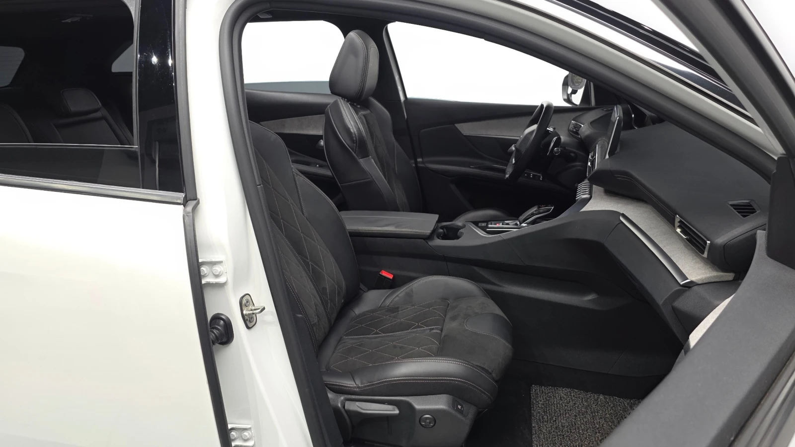 Peugeot 3008 2.0 BlueHDi GT | ��������� ����� | �����| ������� | Mobile.bg � ����������� 10